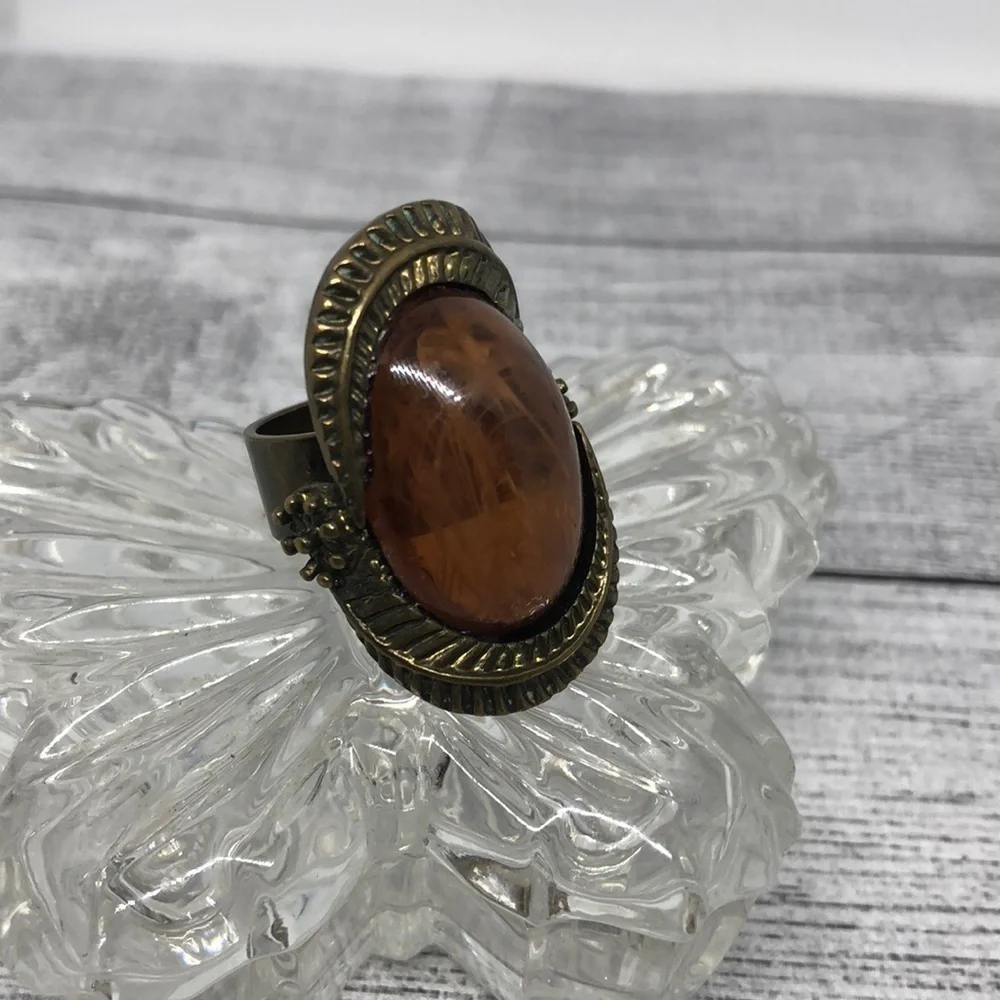 ARTISAN style brass faux gemstone faux amber big statement ring - Picture 1 of 6